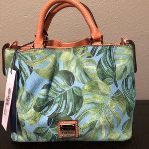 Sale!!! D & B Montego mini Barlow Crossbody